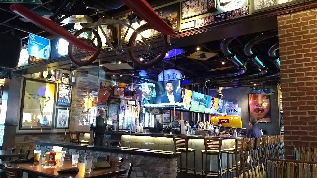 54th Street Restaurant & Drafthouse | restaurant | 954 E Rector St, San Antonio, TX 78216, USA | 2103425454 OR +1 210-342-5454