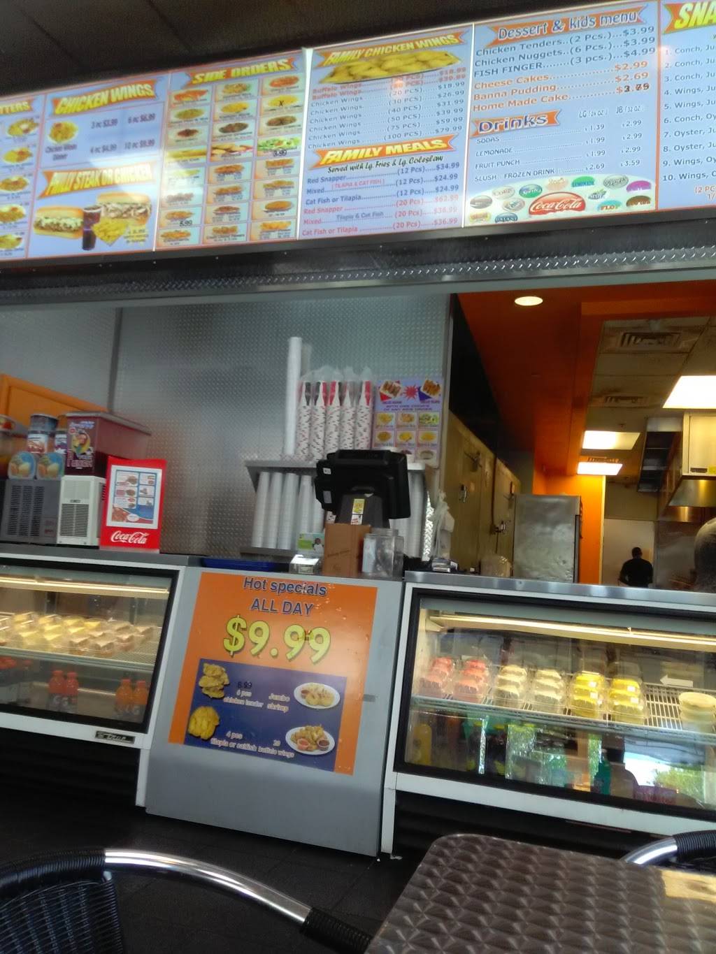 Snappers Fish And Chicken | restaurant | 9610 SW 160th St, Miami, FL 33157, USA | 3052540772 OR +1 305-254-0772