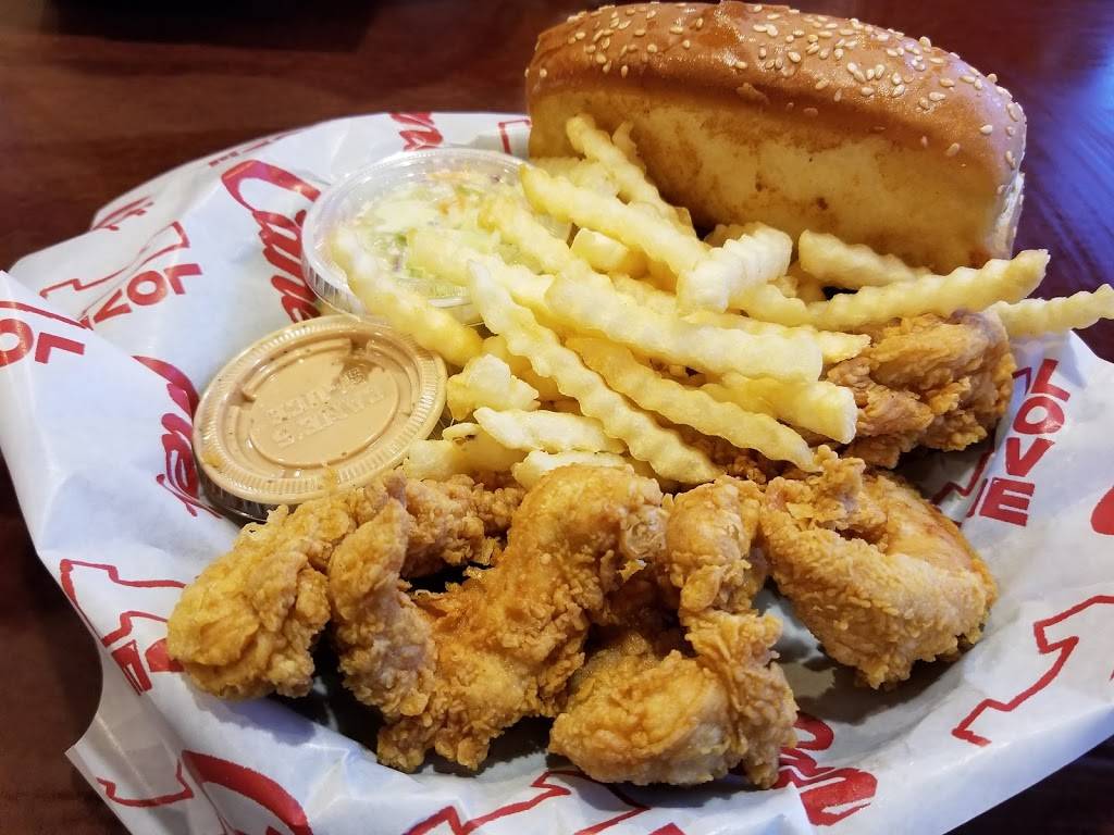 Raising Canes Chicken Fingers | meal takeaway | 1250 Bardstown Rd #5, Louisville, KY 40204, USA | 5028221188 OR +1 502-822-1188