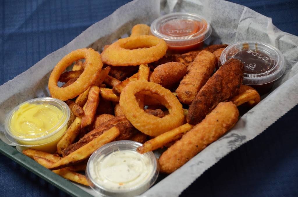 Circle Tap Bar & Grill | restaurant | 5813 County Rd NN, Denmark, WI 54208, USA | 9208638993 OR +1 920-863-8993