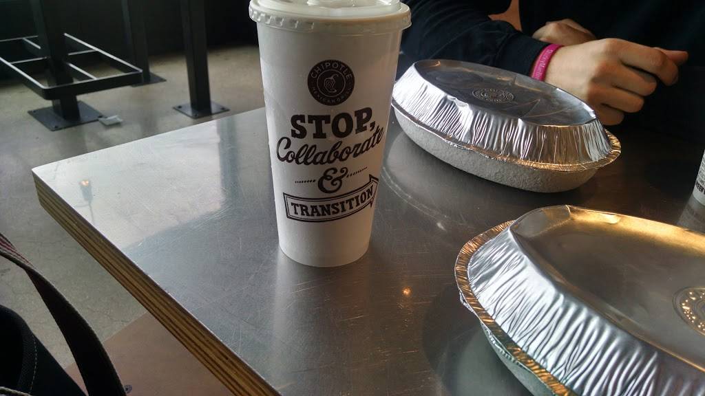 Chipotle Mexican Grill | restaurant | 2220 Wrangleboro Rd, Mays Landing, NJ 08330, USA | 6094841403 OR +1 609-484-1403