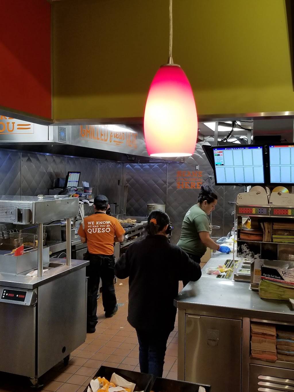 Del Taco | meal takeaway | 1731 W, W 4620 S, Taylorsville, UT 84129, USA | 8019829074 OR +1 801-982-9074