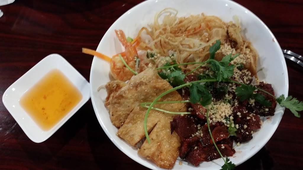 Pho La Vie | restaurant | 6003 Allentown Blvd, Harrisburg, PA 17112, USA | 7178889671 OR +1 717-888-9671