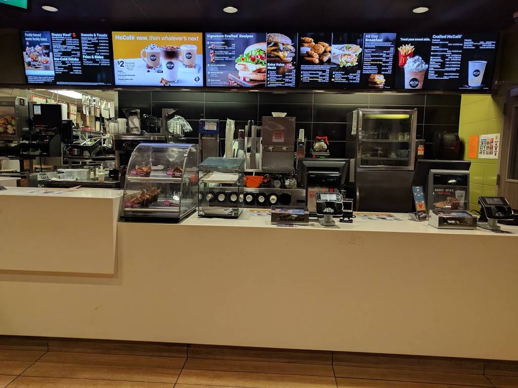 McDonalds | cafe | 1779 E Sherman Blvd, Muskegon, MI 49444, USA | 2317336305 OR +1 231-733-6305