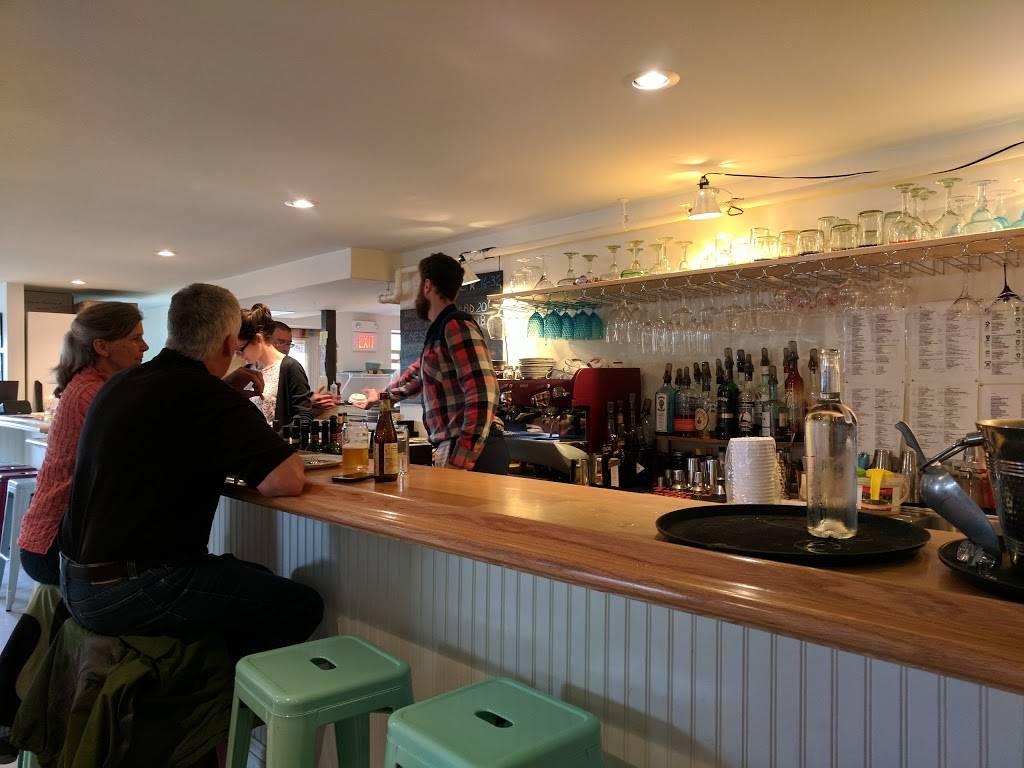 Meanwhile in Belfast | restaurant | 2 Cross St, Belfast, ME 04915, USA | 2072181288 OR +1 207-218-1288