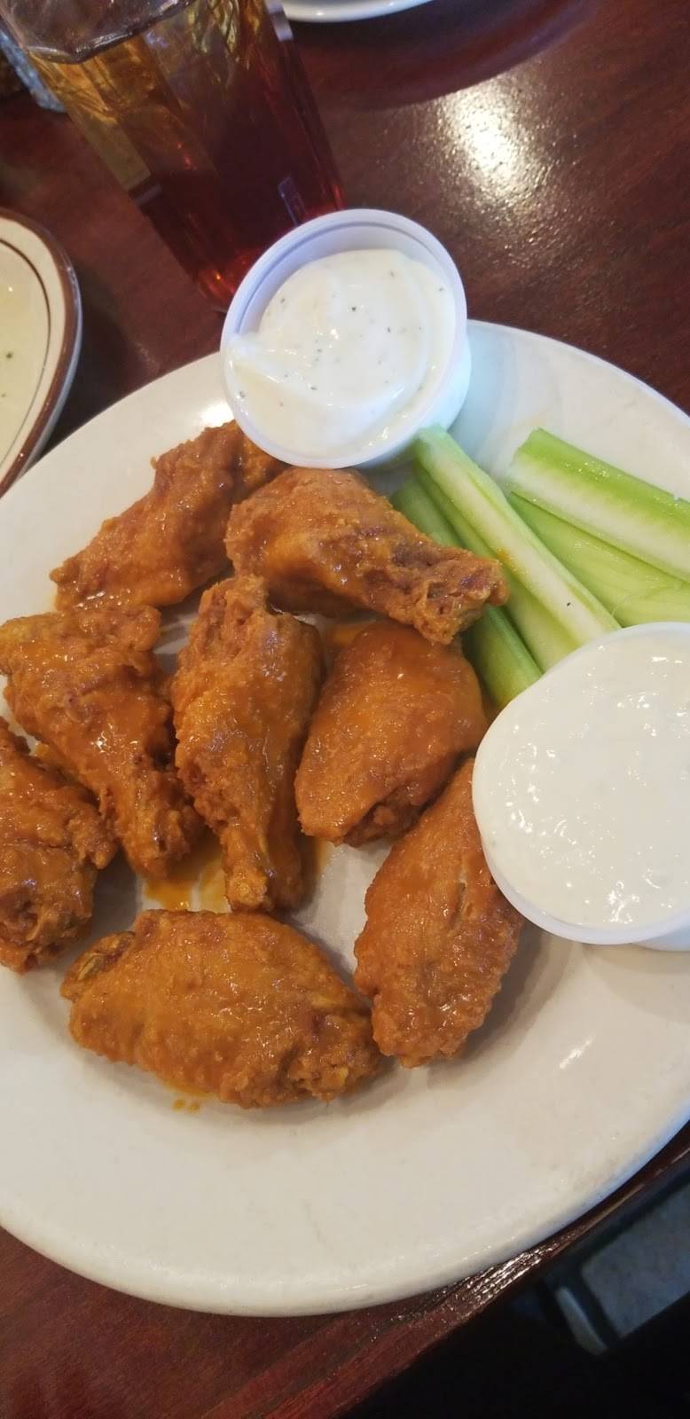 Cicciones Restaurant | restaurant | Lowes Foods Dr, Lewisville, NC 27023, USA | 3369454619 OR +1 336-945-4619