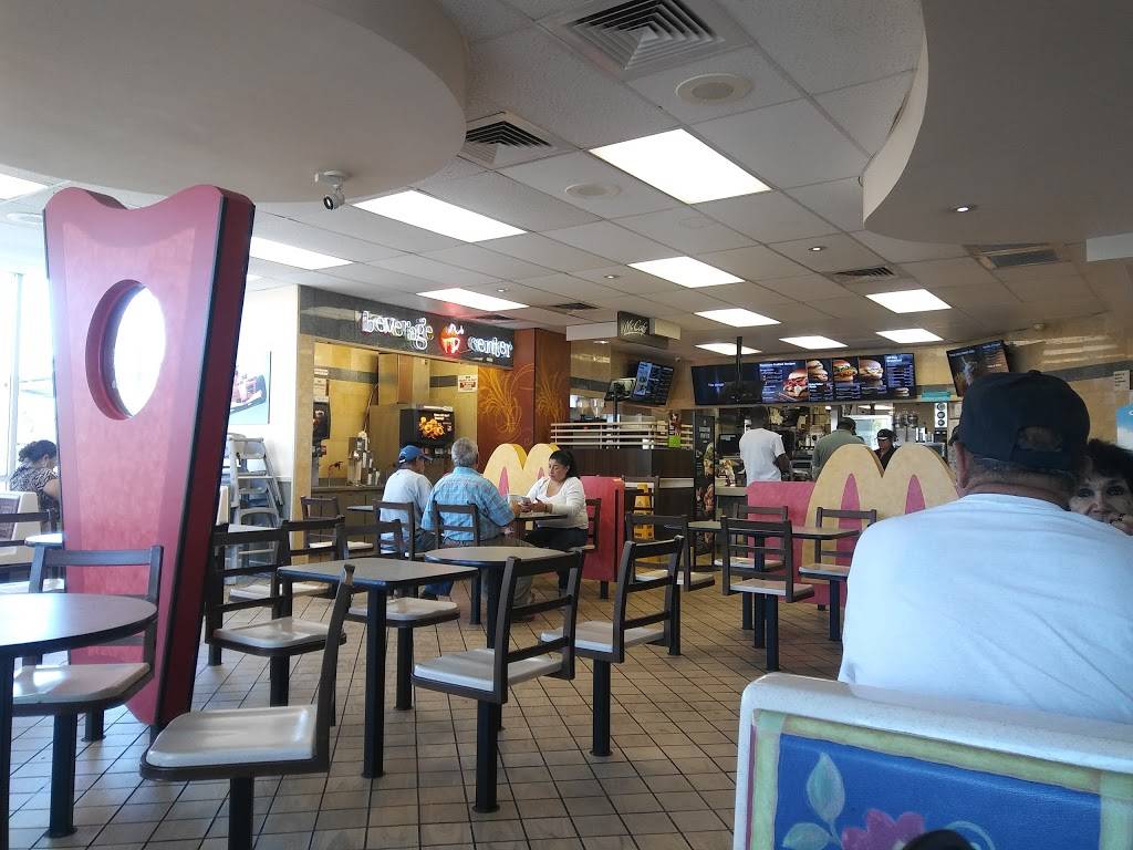 McDonalds | cafe | 11000 Victory Blvd, North Hollywood, CA 91606, USA | 8187636340 OR +1 818-763-6340