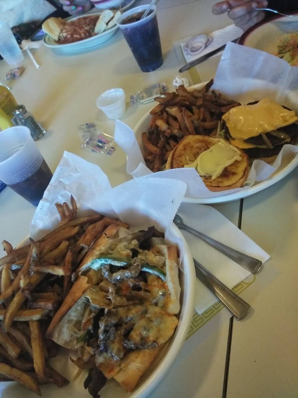 Sarnos Restaurant | restaurant | 5615 Roosevelt Rd, Cicero, IL 60804, USA | 7086560797 OR +1 708-656-0797