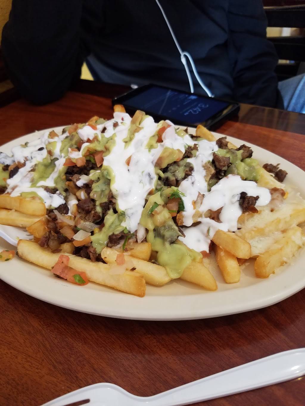 Tacos Móre | restaurant | 5666 Etiwanda Ave C, Mira Loma, CA 91752, USA | 9513326696 OR +1 951-332-6696