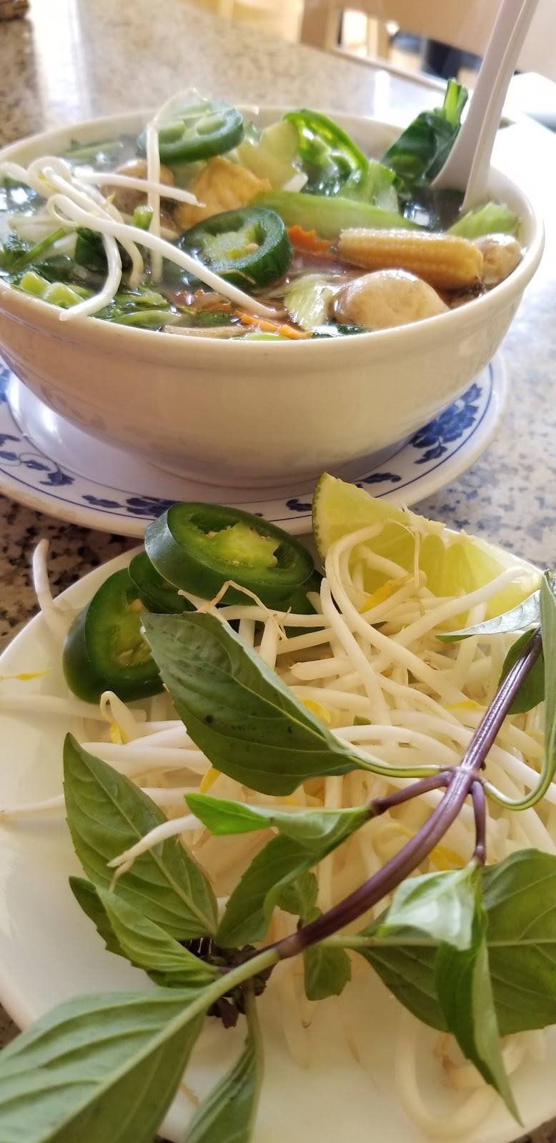 Pho Fula | restaurant | 1202 S Idaho St, La Habra, CA 90631, USA | 7149925747 OR +1 714-992-5747