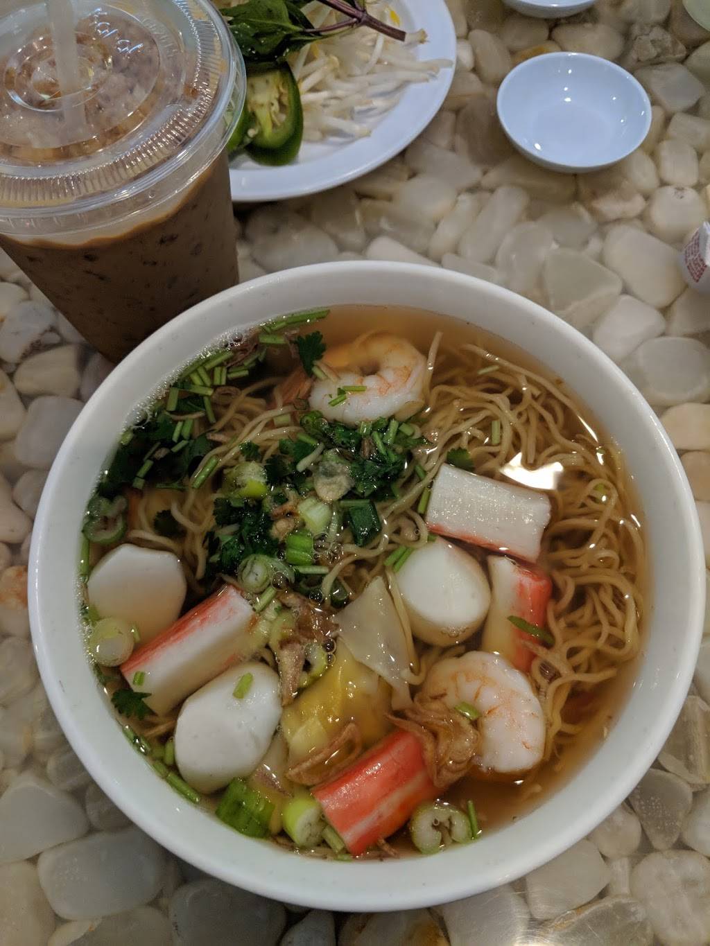 Pho Majestic | restaurant | 21771 Lake Forest Dr #114, Lake Forest, CA 92630, USA | 9495879898 OR +1 949-587-9898