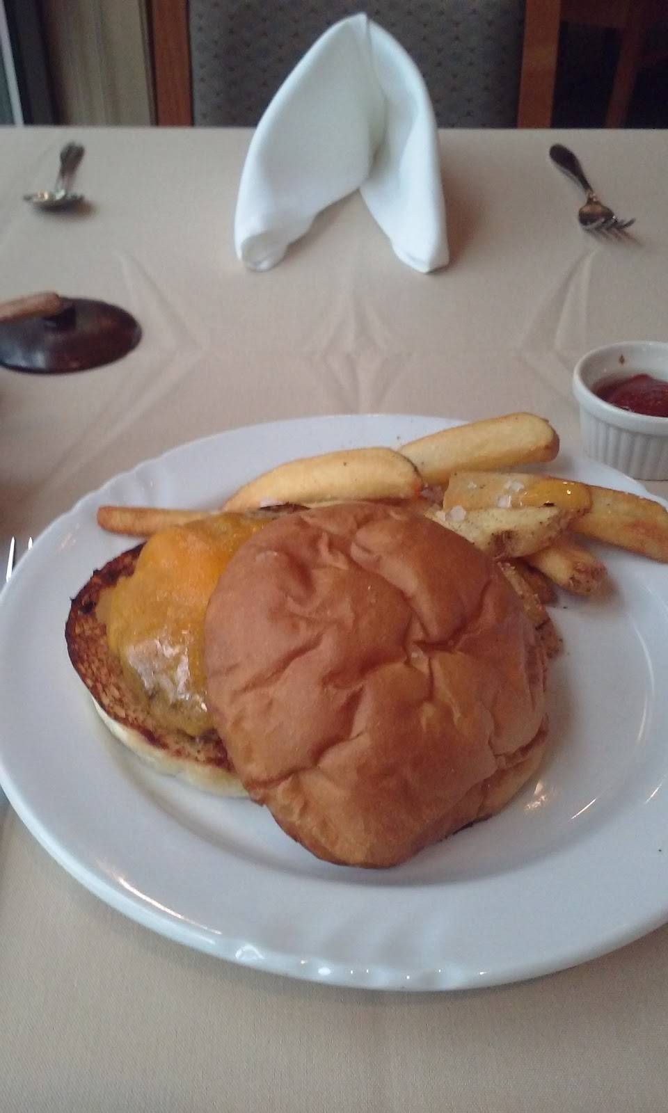 Caremes Gourmet Restaurant | restaurant | 5100 E Black Horse Pike, Mays Landing, NJ 08330, USA | 6093434940 OR +1 609-343-4940