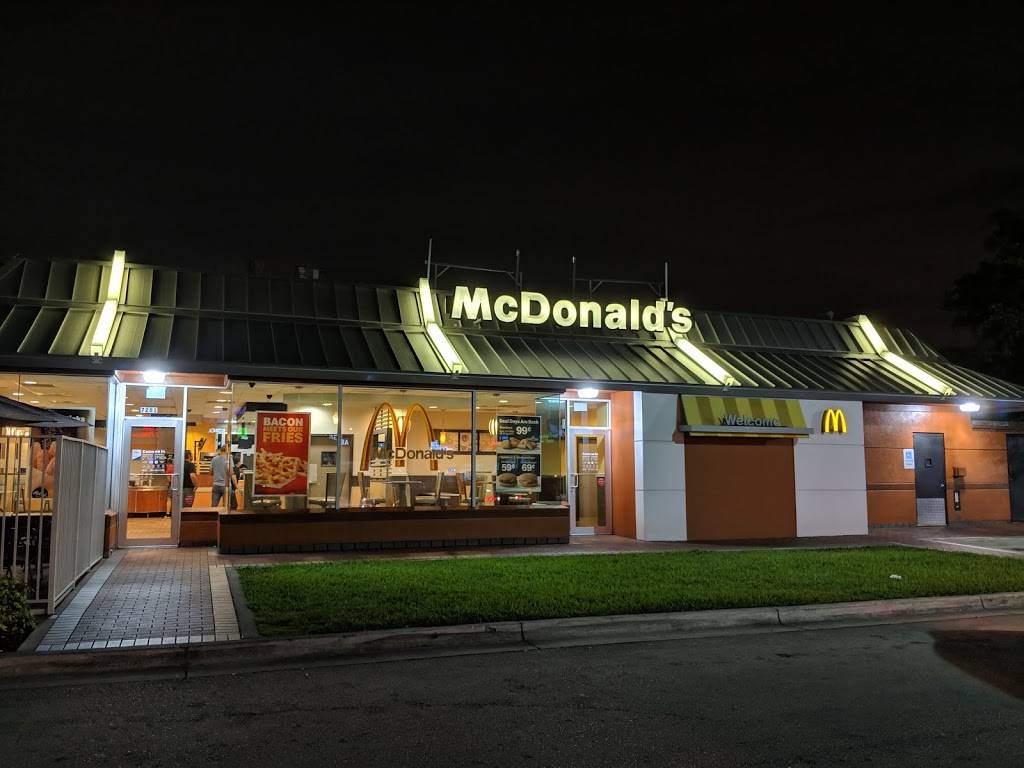 McDonalds | cafe | 7281 SW 8th St, Miami, FL 33144, USA | 3052613441 OR +1 305-261-3441