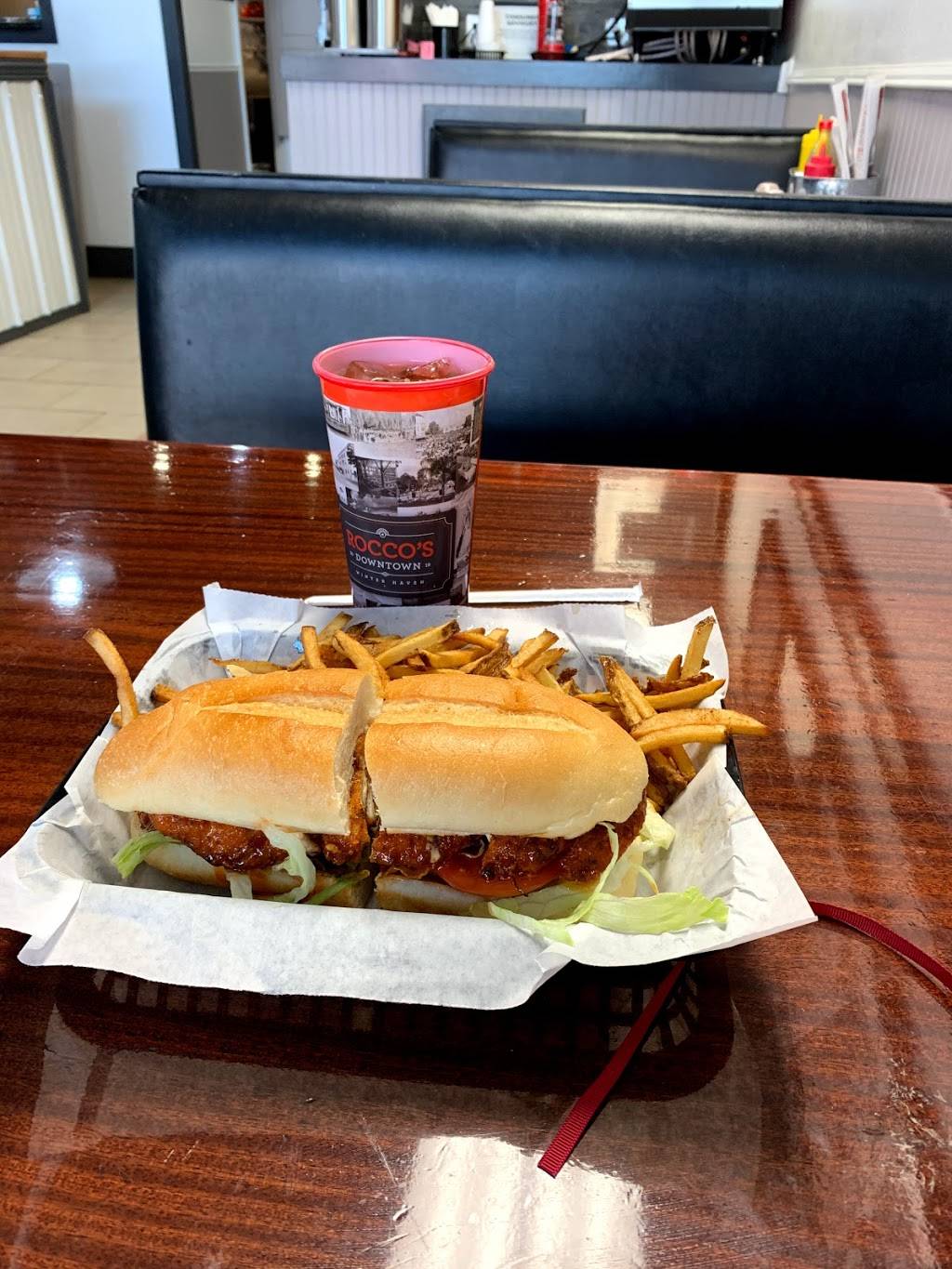 Roccos Downtown | restaurant | 276 W Central Ave, Winter Haven, FL 33880, USA | 8636623280 OR +1 863-662-3280