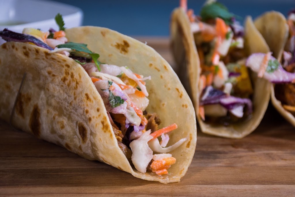 Hot Indian Foods | restaurant | 920 E Lake St, Minneapolis, MN 55407, USA | 6122364423 OR +1 612-236-4423