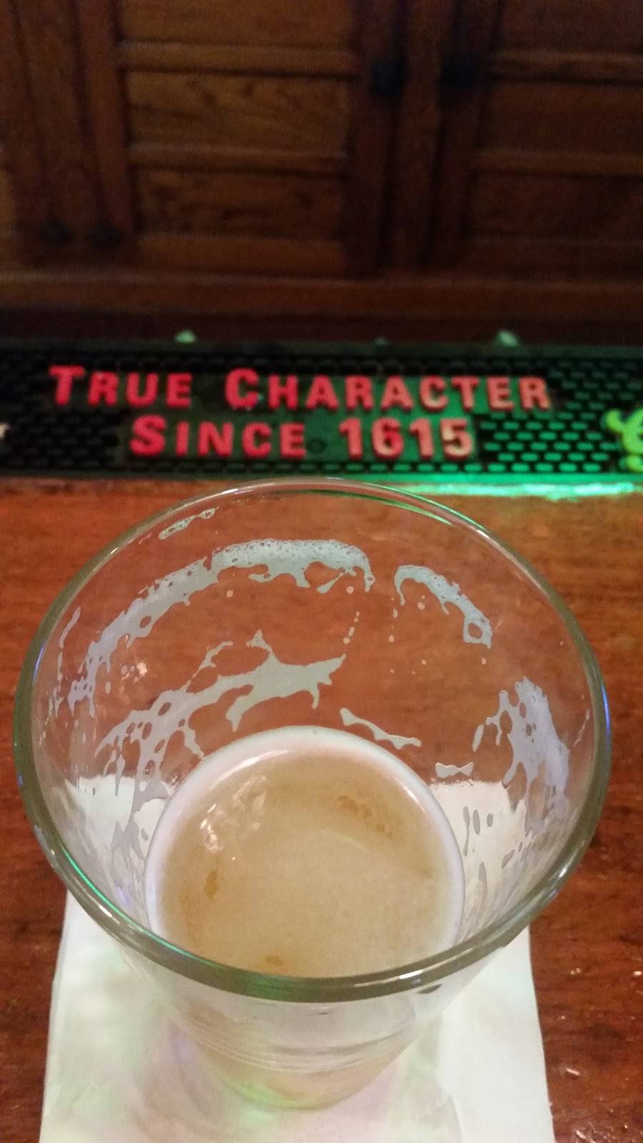 Valley Inn | restaurant | 4000 W Clybourn St, Milwaukee, WI 53208, USA | 4143441158 OR +1 414-344-1158