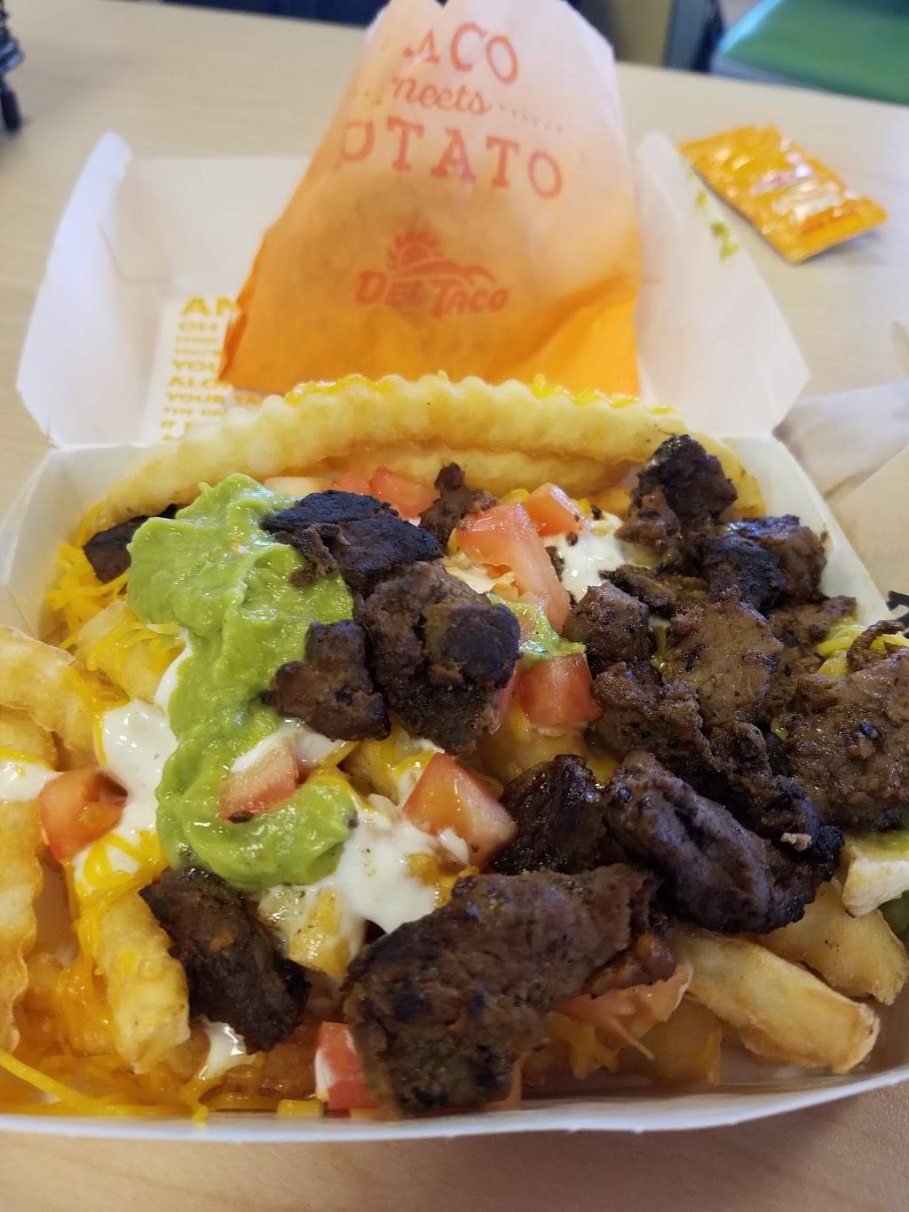 Del Taco | meal takeaway | 1645 Space Center Dr, Colorado Springs, CO 80915, USA | 7195730403 OR +1 719-573-0403