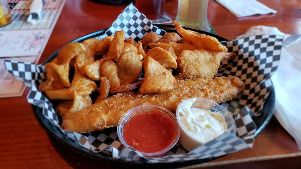 Cleats Club Seat Grille | restaurant | 6801 E Harbor Rd, Lakeside Marblehead, OH 43440, USA | 4197349464 OR +1 419-734-9464