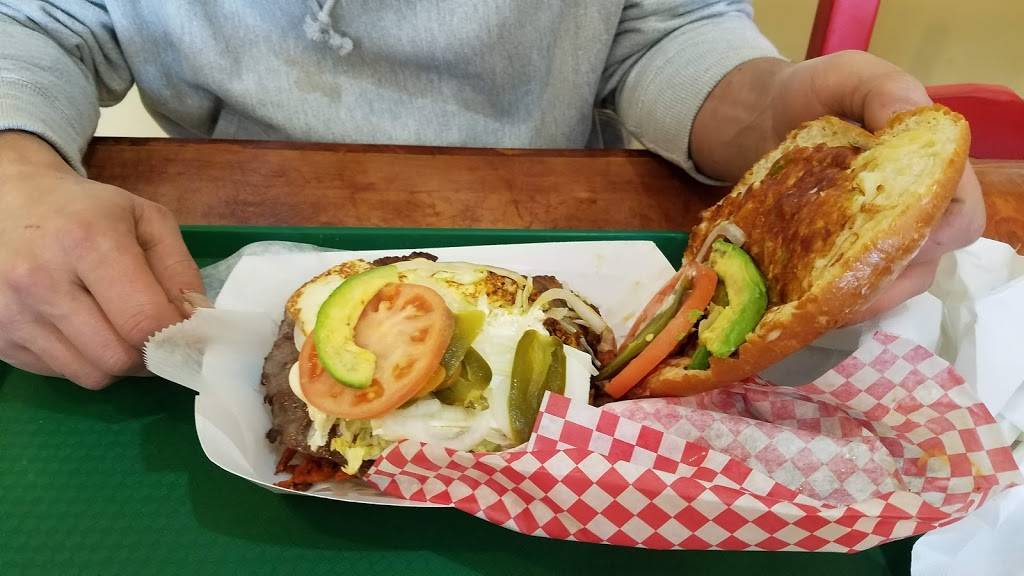 Taqueria La Hacienda | restaurant | 2000 Williams Dr #105, Burnsville, MN 55337, USA | 9528086895 OR +1 952-808-6895