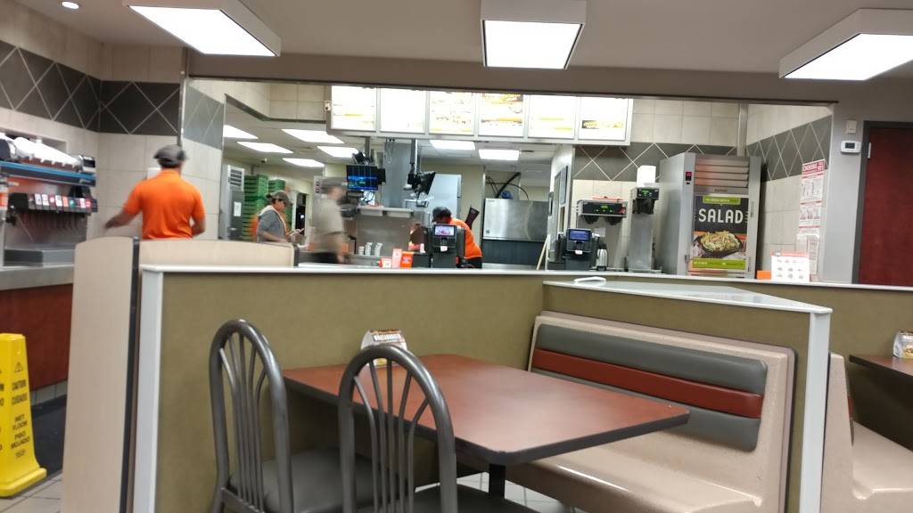 Whataburger | restaurant | 18417 US Highway 281 N, San Antonio, TX 78258, USA | 2104967730 OR +1 210-496-7730