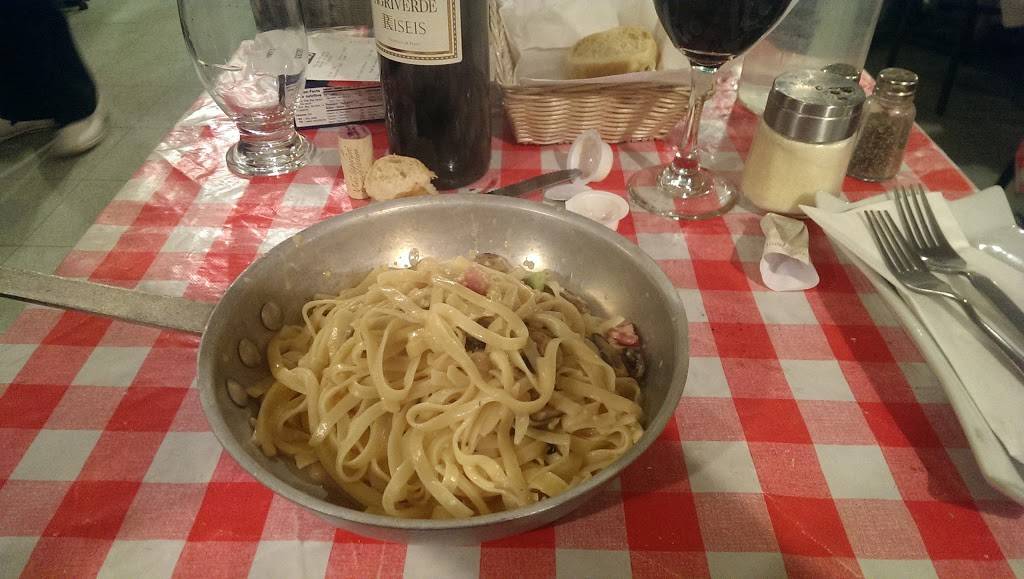 DaEnrico | restaurant | 264 Rue Saint-Zotique E, Montréal, QC H2S 1L3, Canada | 5143880719 OR +1 514-388-0719