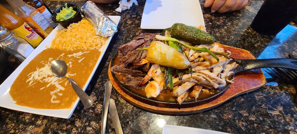 El Quino | restaurant | 4075 S 6th Ave, Tucson, AZ 85714, USA | 5207774441 OR +1 520-777-4441