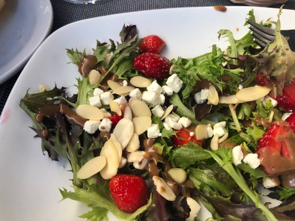 Restaurant Le St-Antoine | restaurant | 151 Rue Saint Antoine, Trois-Rivières, QC G9A 2J3, Canada | 8193786420 OR +1 819-378-6420