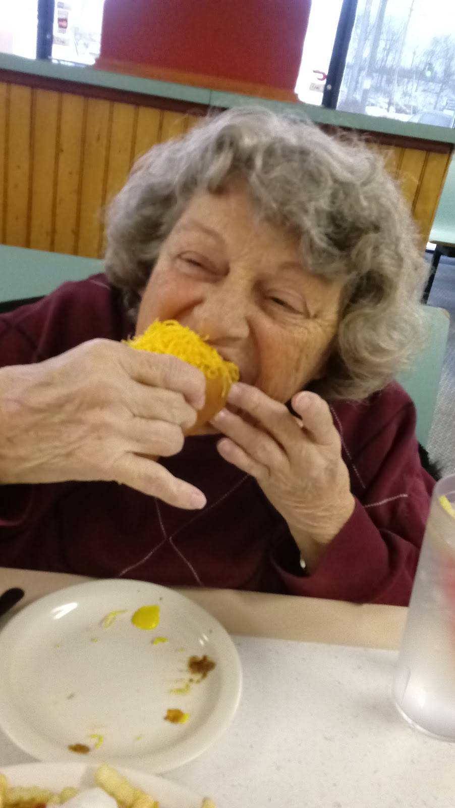 Gold Star Chili | restaurant | 4795 Red Bank Expy, Cincinnati, OH 45227, USA | 5132710020 OR +1 513-271-0020