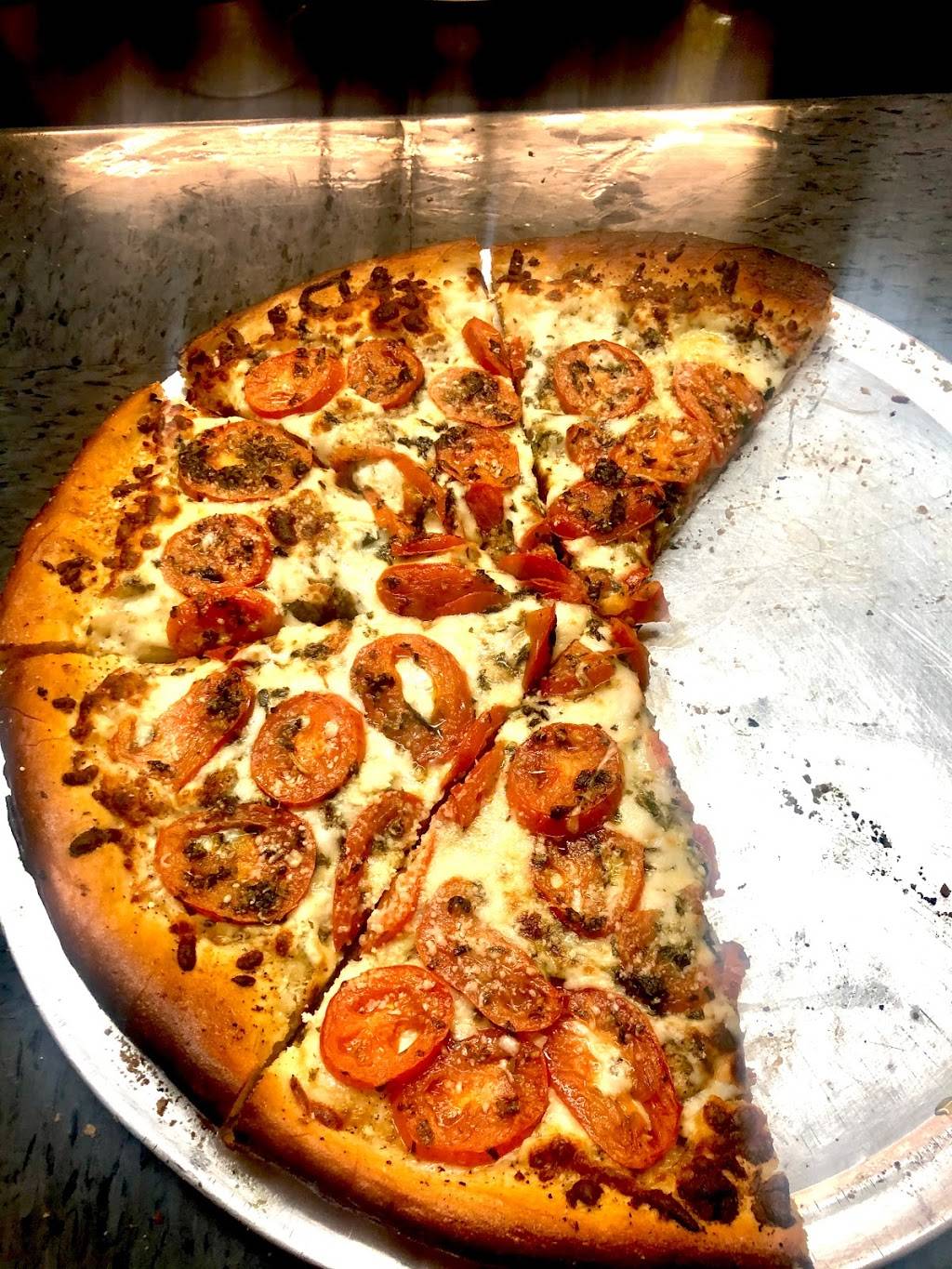 Carlos Pizza House | restaurant | 13230 Woodruff Ave, Downey, CA 90242, USA | 5628036753 OR +1 562-803-6753