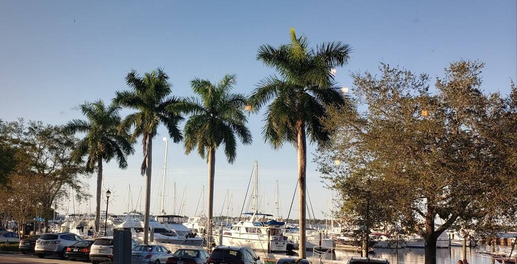 Oak & Stone Downtown Bradenton | restaurant | 102 Old Main St, Bradenton, FL 34205, USA | 9413574306 OR +1 941-357-4306