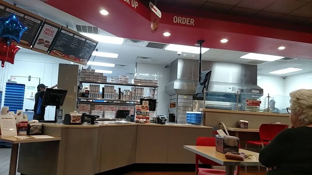 Dominos Pizza | meal delivery | 1934 U S Highway 190 W, Livingston, TX 77351, USA | 9363274444 OR +1 936-327-4444