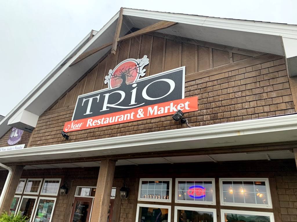 TRIO Restaurant & Market | restaurant | 3708 N Croatan Hwy, Kitty Hawk, NC 27949, USA | 2522610277 OR +1 252-261-0277