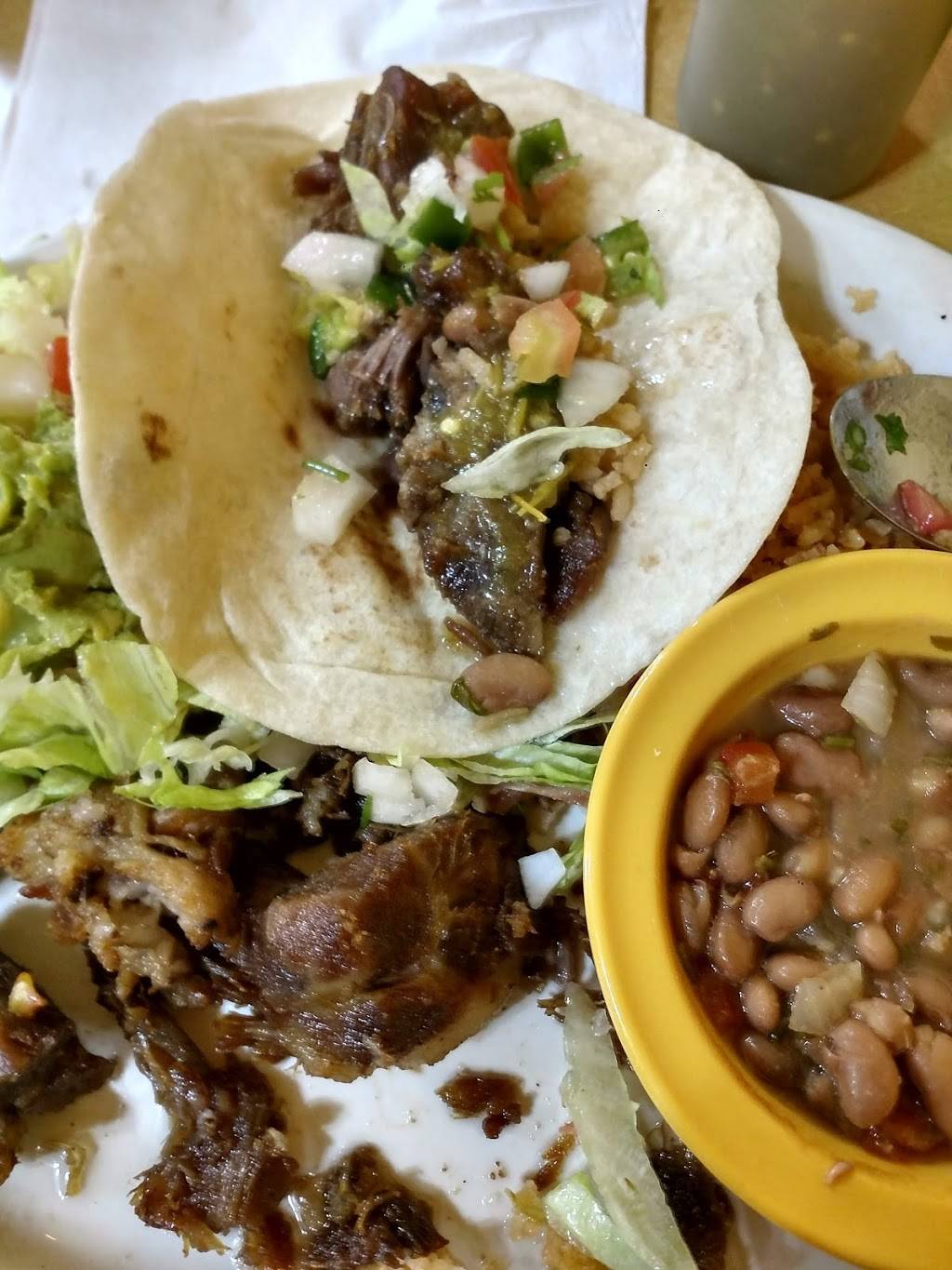 Las Cazuelas Restaurant | restaurant | 645 Chalmers Ave, San Antonio, TX 78214, USA | 2109321785 OR +1 210-932-1785