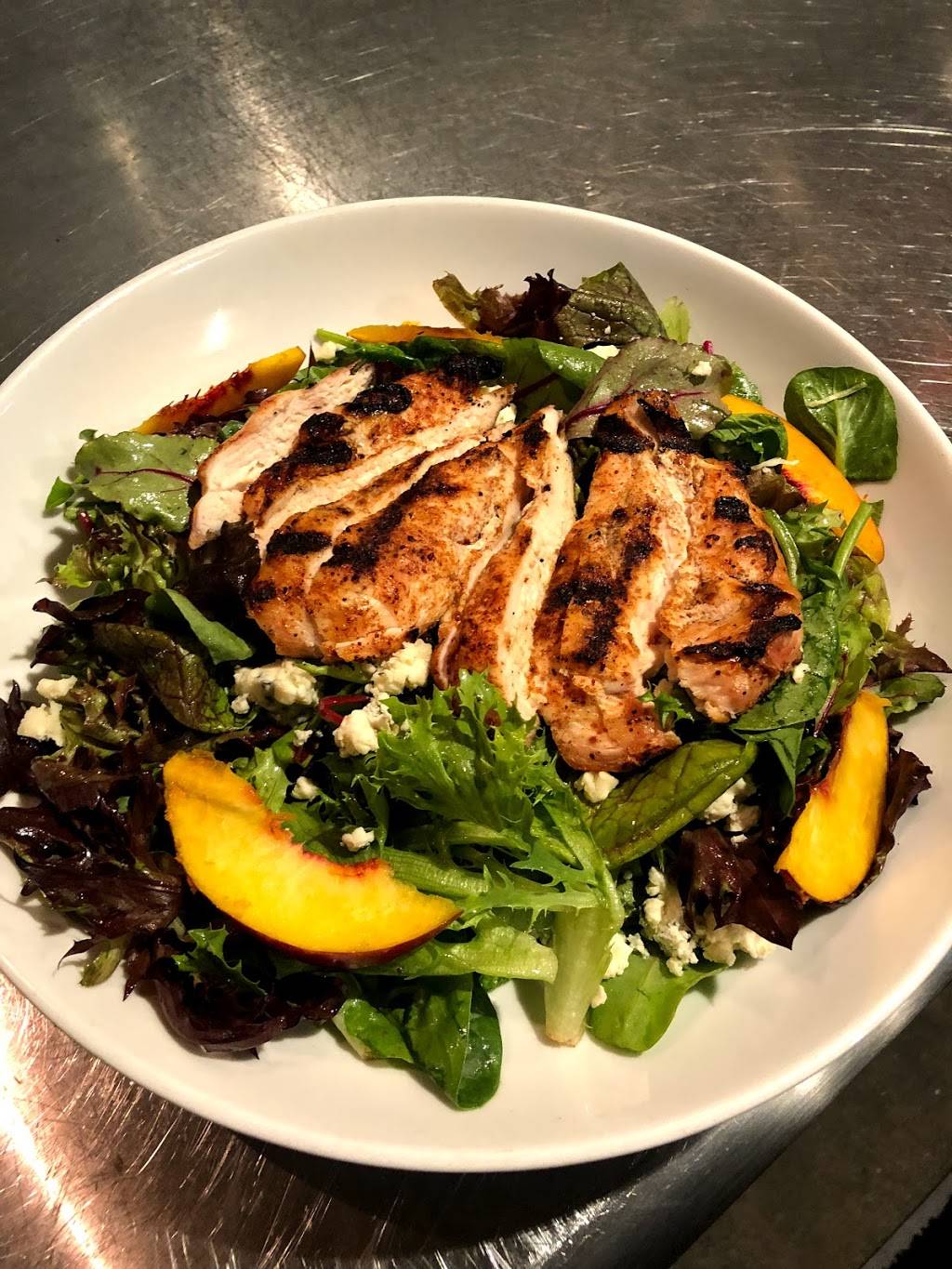 Red Table | restaurant | 16821 Algonquin St, Huntington Beach, CA 92649, USA | 7148464700 OR +1 714-846-4700