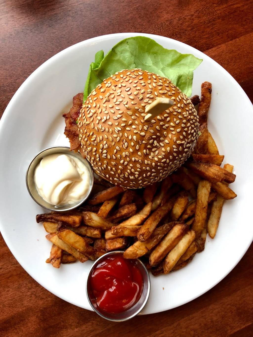 La Cage - Brasserie Sportive | restaurant | 3035 Boulevard le Carrefour, Laval, QC H7T 1C8, Canada | 5796403046 OR +1 579-640-3046