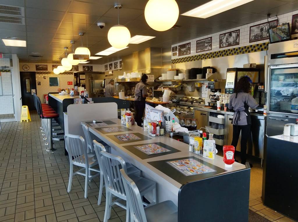 Waffle House | restaurant | 3009 W Columbus Dr, Tampa, FL 33607, USA | 8132171810 OR +1 813-217-1810