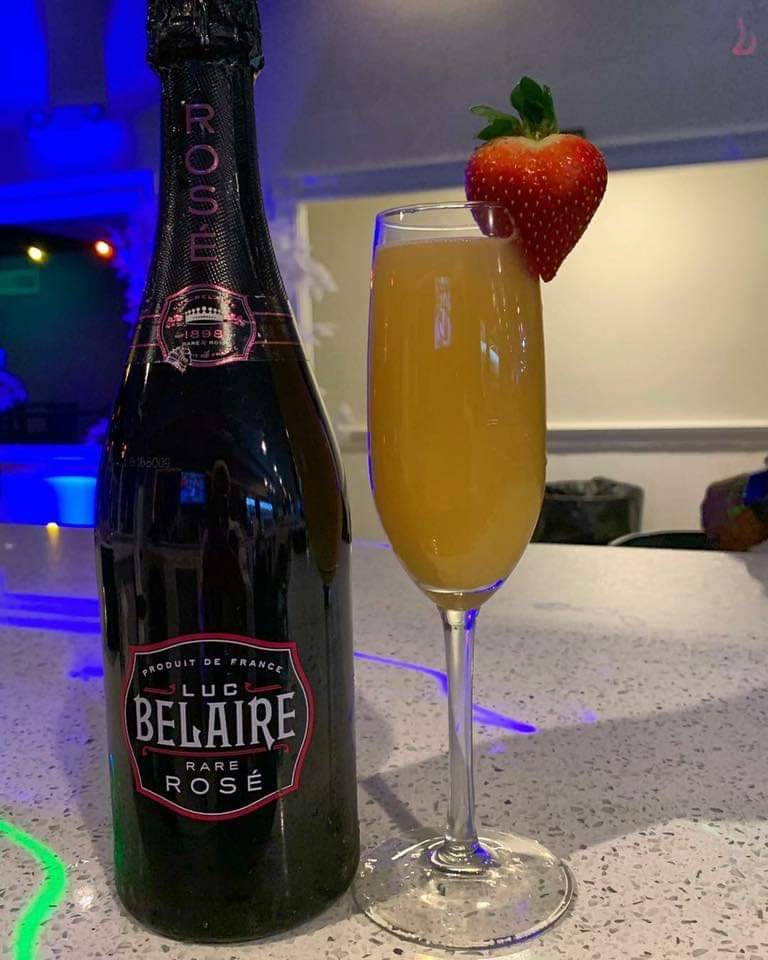 Liquid Cafe | restaurant | 10201 Abercorn St, Savannah, GA 31406, USA | 9127775663 OR +1 912-777-5663