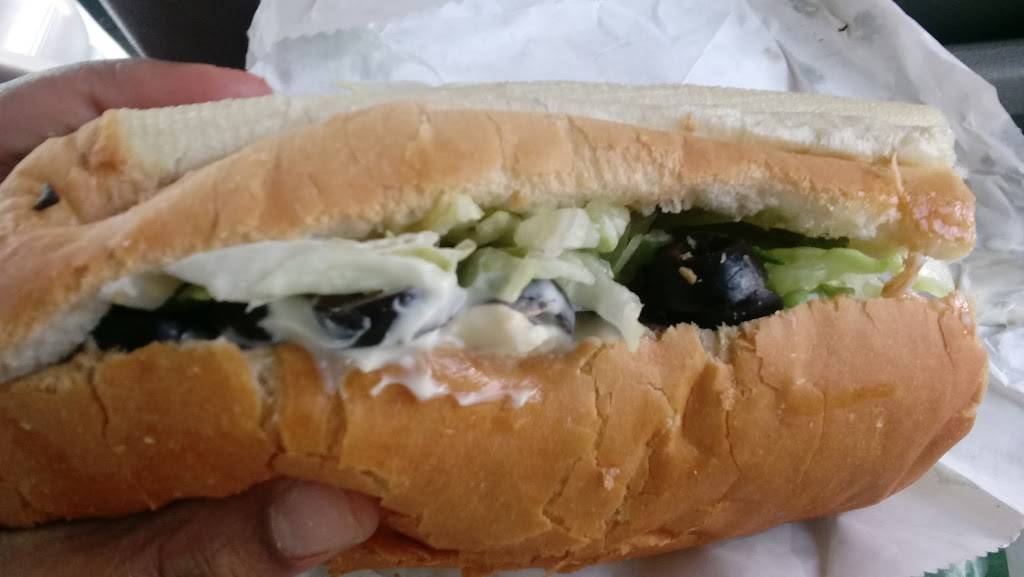 Subway Restaurants | restaurant | 9421 Mesa Dr, Houston, TX 77028, USA | 7136333132 OR +1 713-633-3132