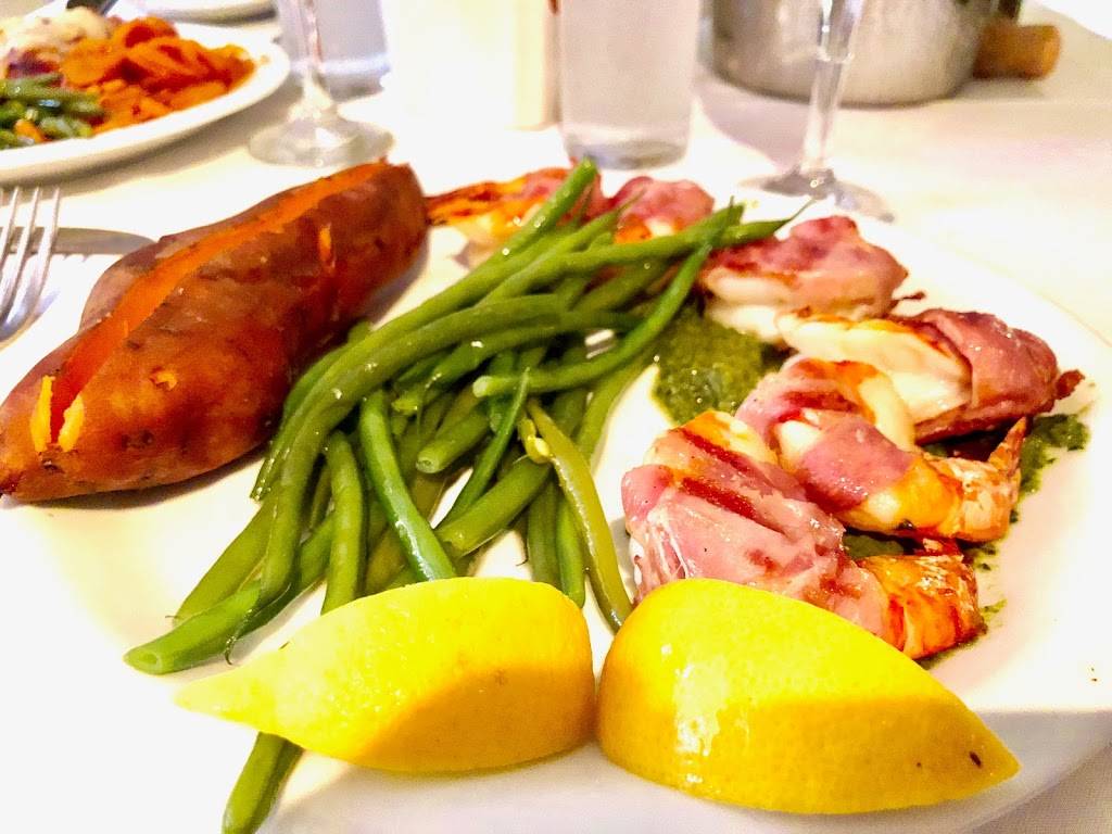 John Henrys Cafe | restaurant | 1785 E Tahquitz Canyon Way, Palm Springs, CA 92262, USA | 7603277667 OR +1 760-327-7667