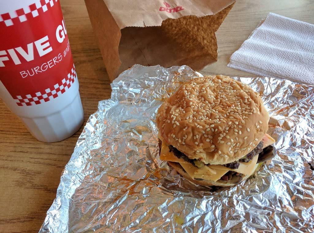 Five Guys | meal takeaway | 1015 Ocean Beach Hwy, Longview, WA 98632, USA | 3604258859 OR +1 360-425-8859