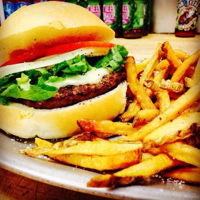 Lucky 7 Deli Lawrenceville | restaurant | 1938 Princeton Ave, Lawrenceville, NJ 08648, USA | 6093941500 OR +1 609-394-1500