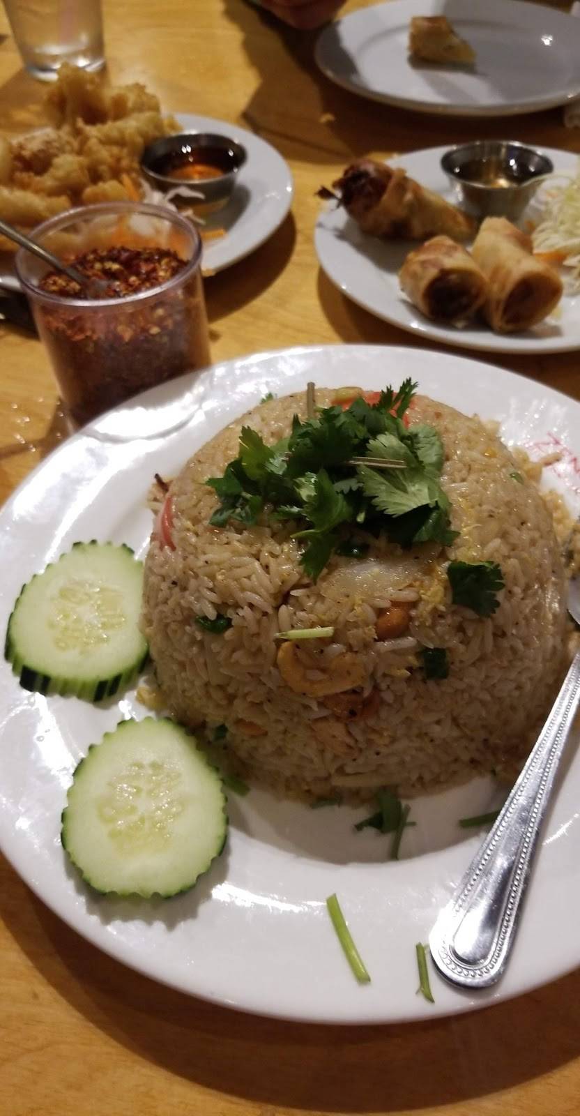 Zenna- Thai & Japanese | restaurant | 3001 Bledsoe St, Fort Worth, TX 76107, USA | 6822507230 OR +1 682-250-7230