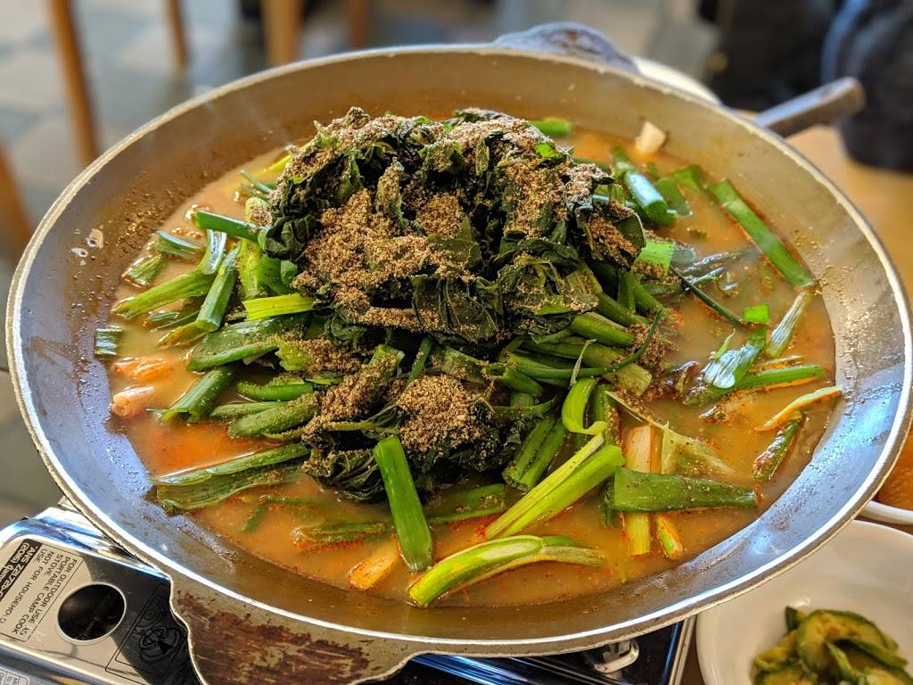 Chun Ju Restaurant | restaurant | 5707 W Dempster St, Morton Grove, IL 60053, USA | 8474700066 OR +1 847-470-0066