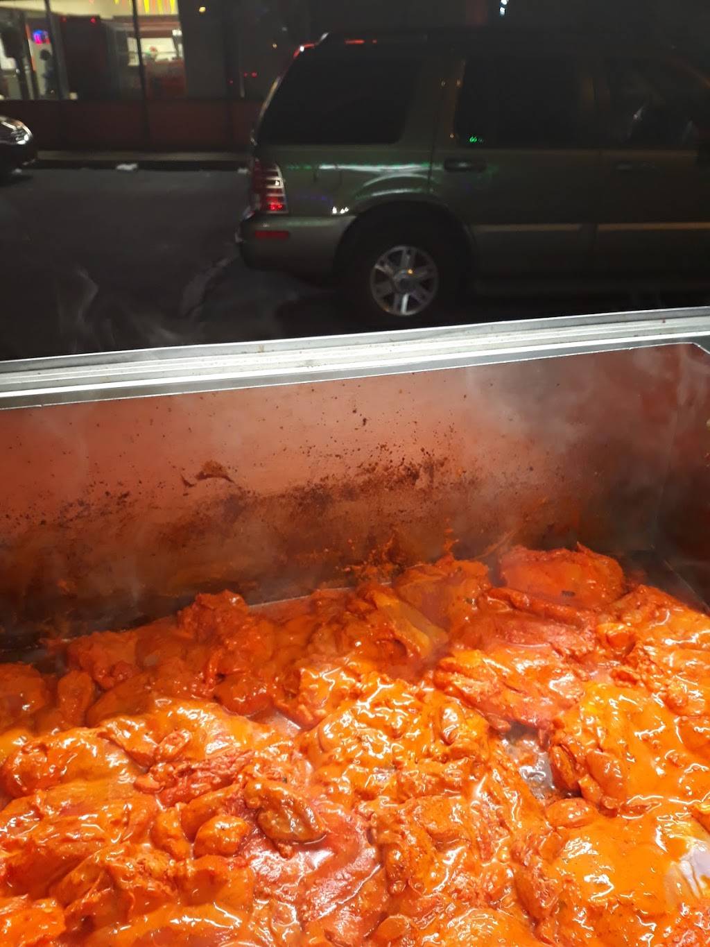 South philly halal food | restaurant | 2400 W Passyunk Ave, Philadelphia, PA 19145, USA | 9144830940 OR +1 914-483-0940