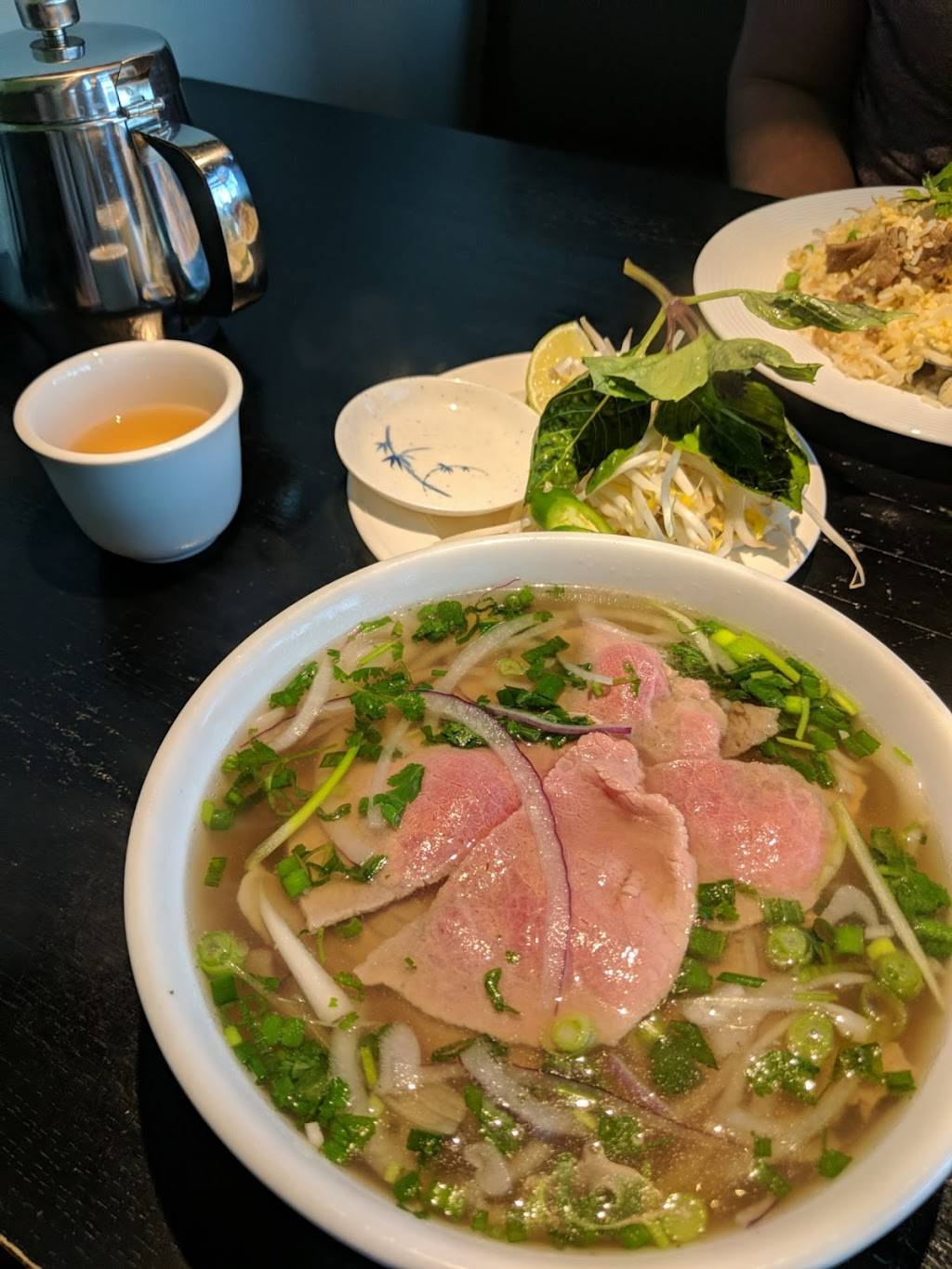 Pho Kitchen Bar & Grill | restaurant | unit 3, 2314, 2900 Baseline Rd, Boulder, CO 80303, USA | 3038723903 OR +1 303-872-3903