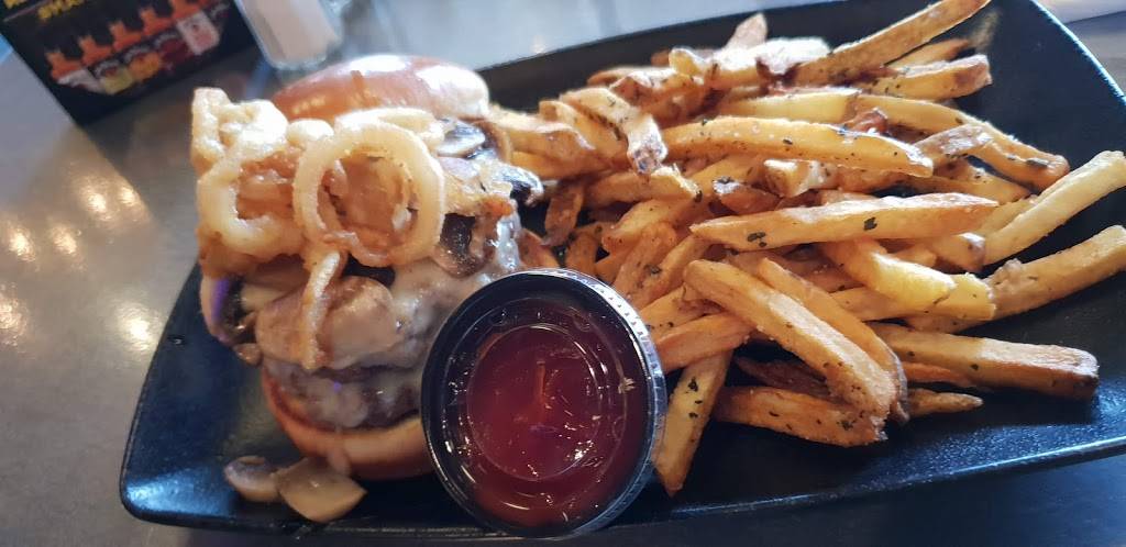 Two Bucks - Middleburg Heights | restaurant | 18336 Bagley Rd, Middleburg Heights, OH 44130, USA | 4402348344 OR +1 440-234-8344