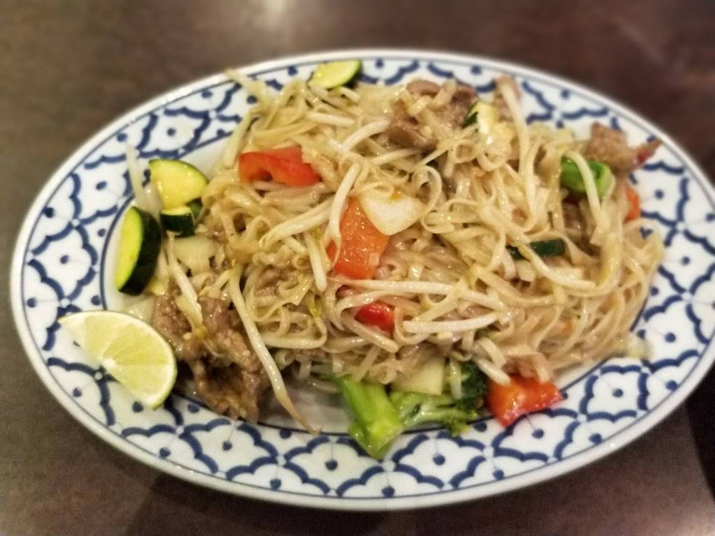 Royal Orchard Thai Cuisine | restaurant | 10 Royal Orchard Blvd, Thornhill, ON L3T 3C3, Canada | 9057091399 OR +1 905-709-1399