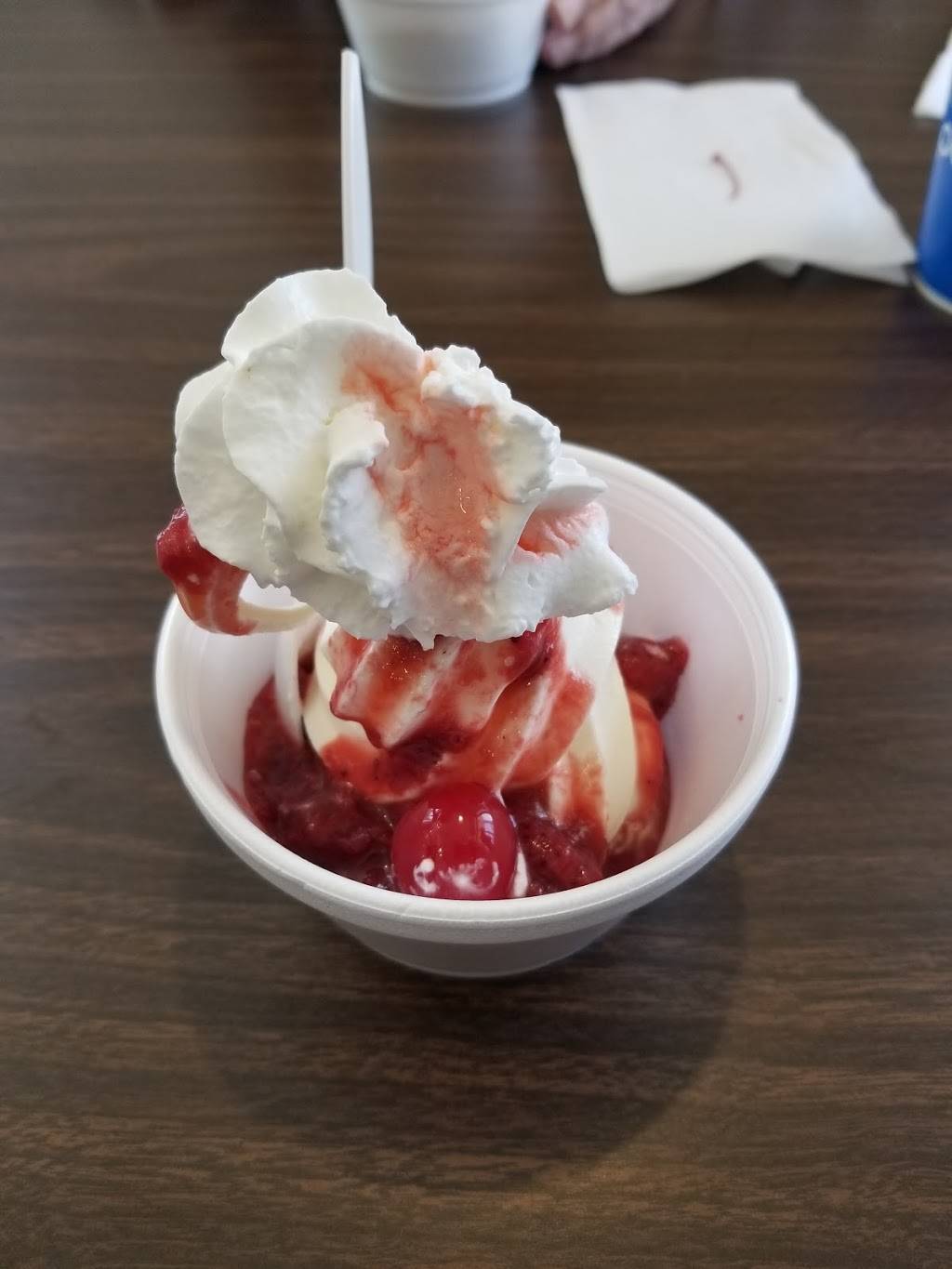 Dairy Barn | restaurant | 1111 Main St, Mendota, IL 61342, USA | 8155392200 OR +1 815-539-2200