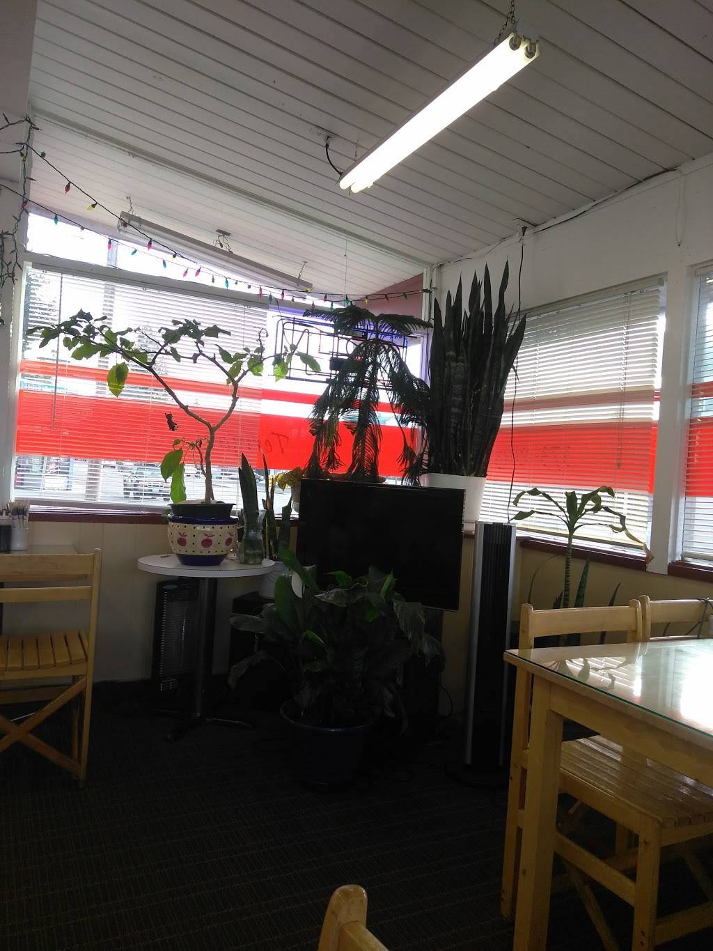 Toms Teriyaki House | restaurant | 410 Naval Ave, Bremerton, WA 98337, USA | 3603732013 OR +1 360-373-2013