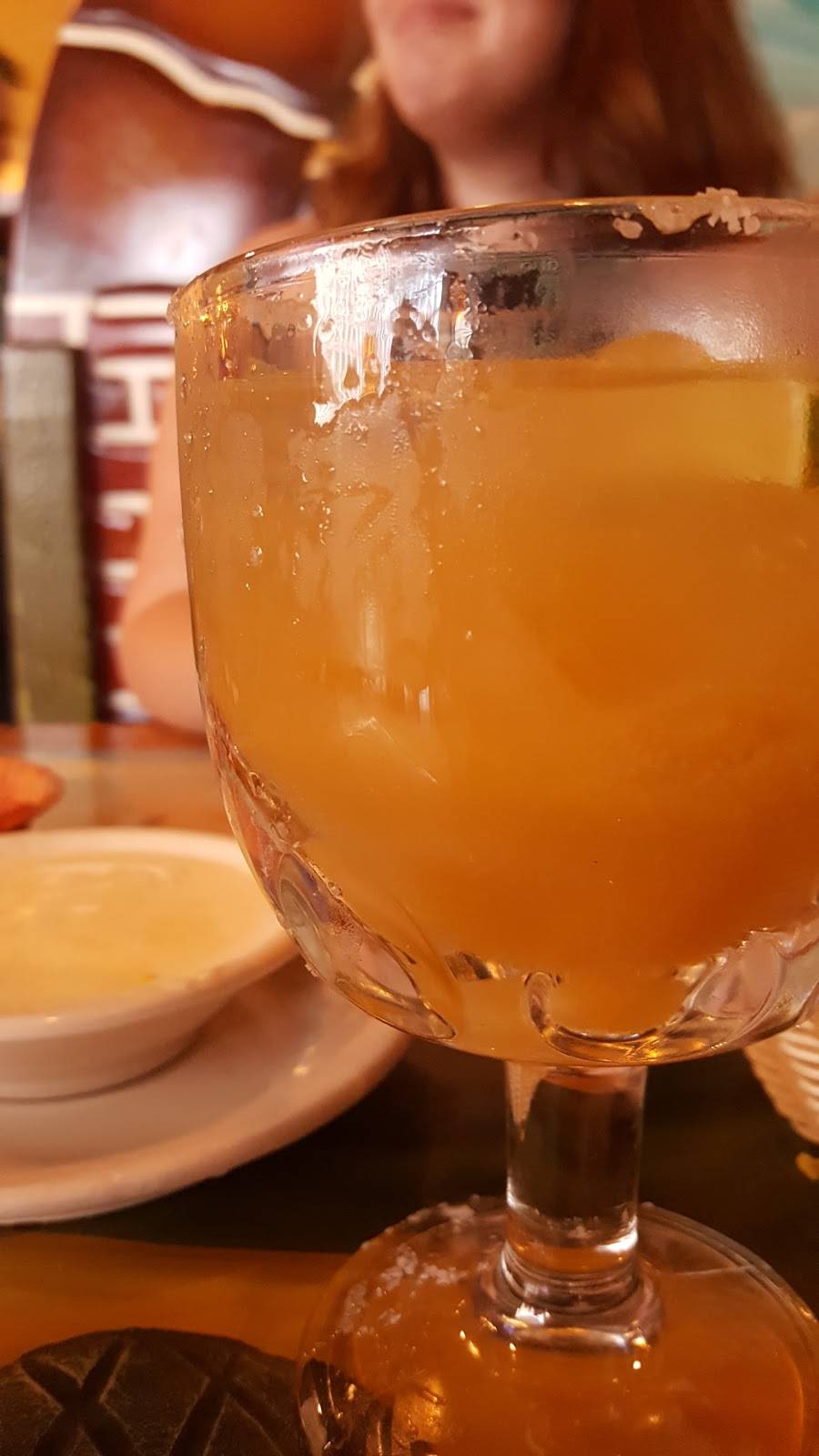 Dos Margaritas | restaurant | 4 Industrial Park Dr, Hendersonville, TN 37075, USA | 6158268339 OR +1 615-826-8339